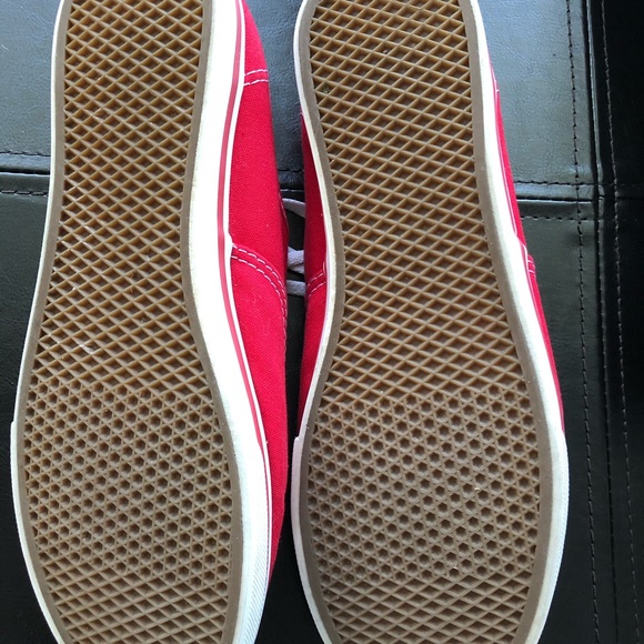 Vans - Picture 3 of 3
